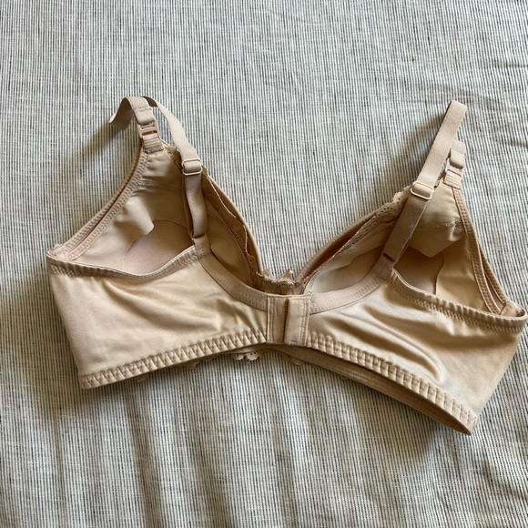 Wacoal Wire Free Nursing Bra - Picture 7 of 11